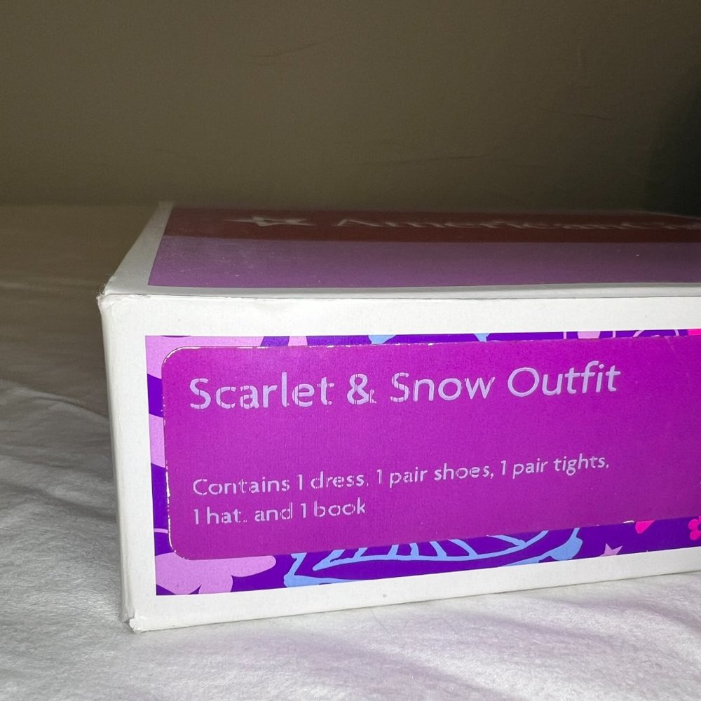 American Girl - Scarlet & Snow Outfit - for all dolls! - Picture 3 of 3